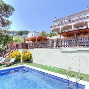  度假居 Holiday Home Alzina